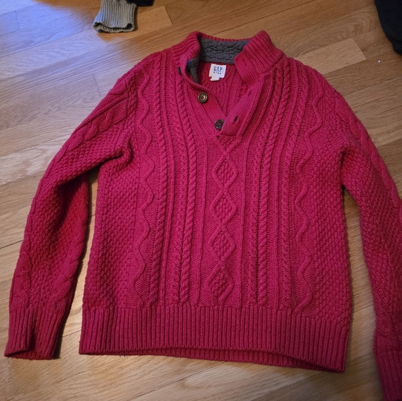 GAP Other - Gap boys sweater sz M